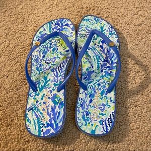 Lilly Pulitzer Flip Flops (Size 9/10)